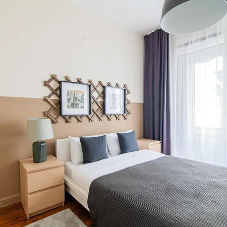 Sleek Flat Within Walking Distance To Pera Museum * Istanbul